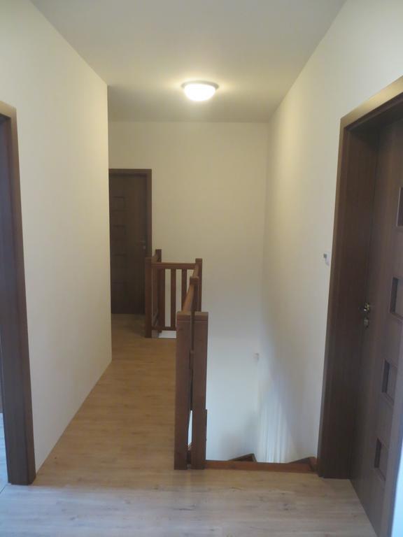 U Vinarstvi Hotel Mutenice Luaran gambar
