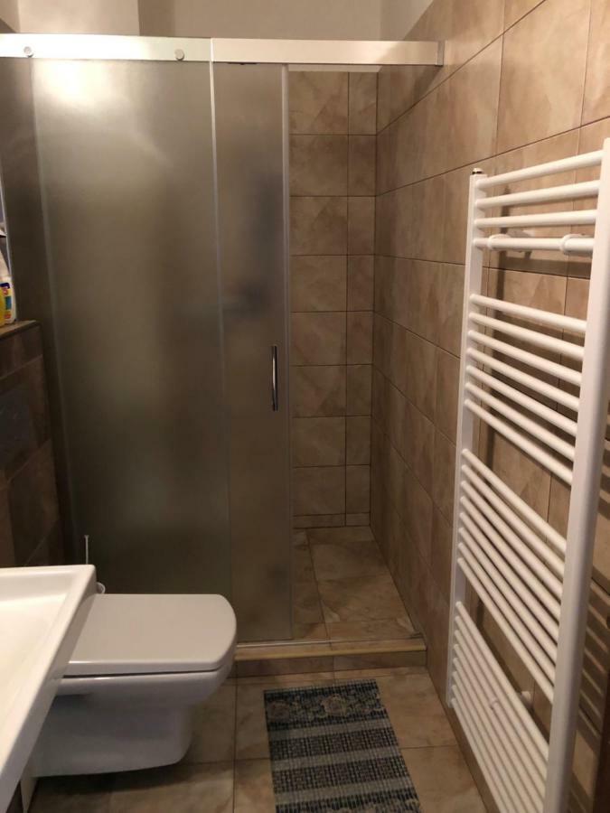 U Vinarstvi Hotel Mutenice Luaran gambar
